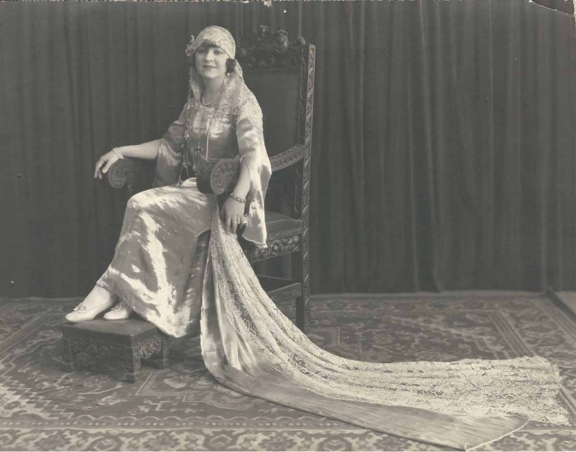 200