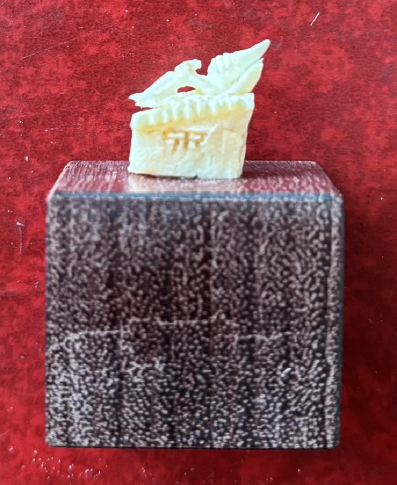 439